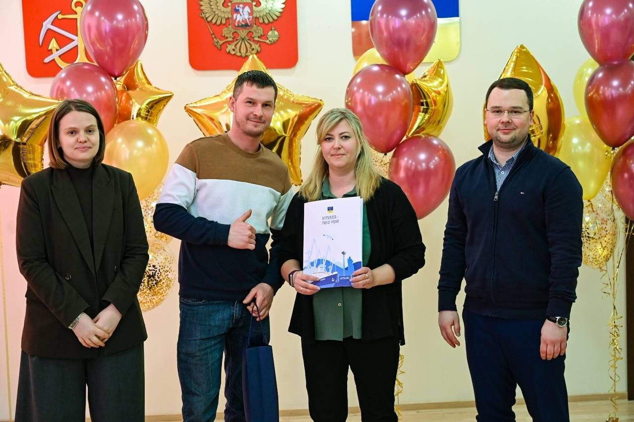 Свидетельства на право получения финансовой поддержки на покупку либо строительство жилья получили 42 молодые мурманские семьи, в которых возраст супругов достиг 36 лет Свидетельства на право получения финансовой поддержки на покупку либо строительство жилья получили 42 молодые мурманские семьи, в которых возраст супругов достиг 36 лет