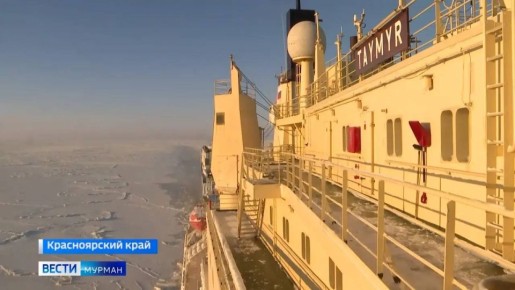 "Во льдах": побывали в сердце "Таймыра" и прошлись пешком по льду Енисея