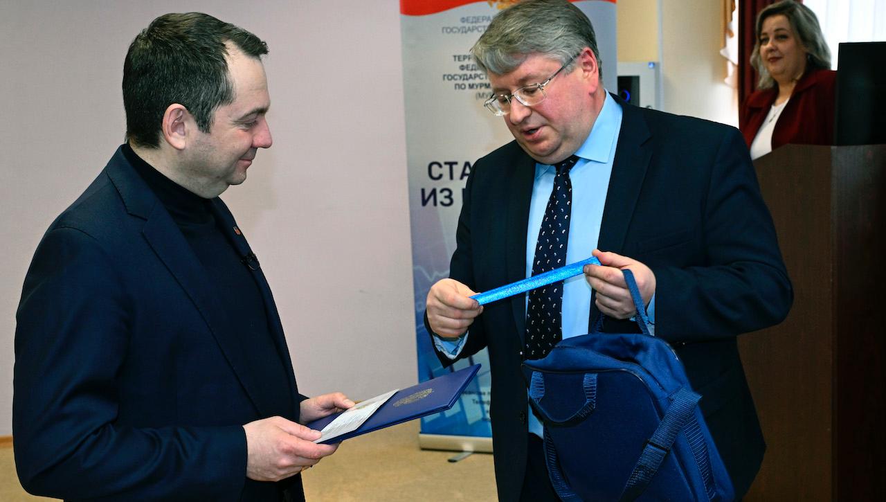 Андрей Чибис: работа Мурманскстата позволяет видеть целостную картину жизни и развития региона Андрей Чибис: работа Мурманскстата позволяет видеть целостную картину жизни и развития региона