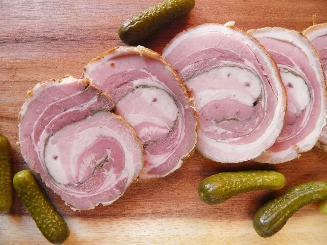 Рулет из свиной грудинки: откройте новый уровень вкуса
