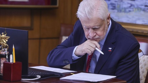 Депутаты требуют разъяснений по зарплатам бюджетников после жалоб россиян