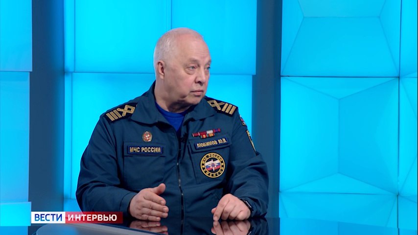 "Интервью" с представителем МЧС Юрием Любимовым: об обстановке на водоемах Мурманска