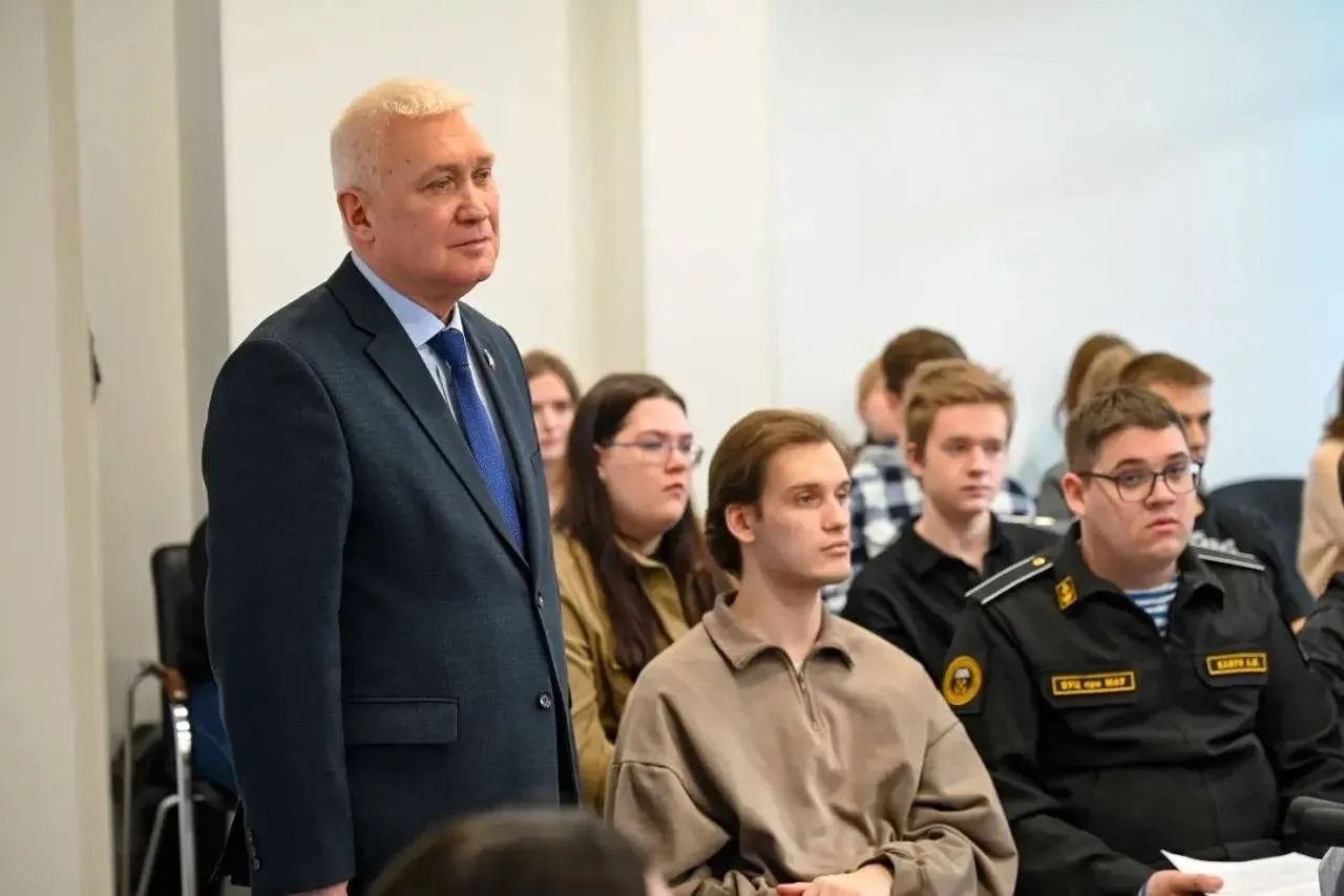 Участники второго этапа конкурса «Студент года» защитили свои проекты в испытании «Я – лидер» Участники второго этапа конкурса «Студент года» защитили свои проекты в испытании «Я – лидер»