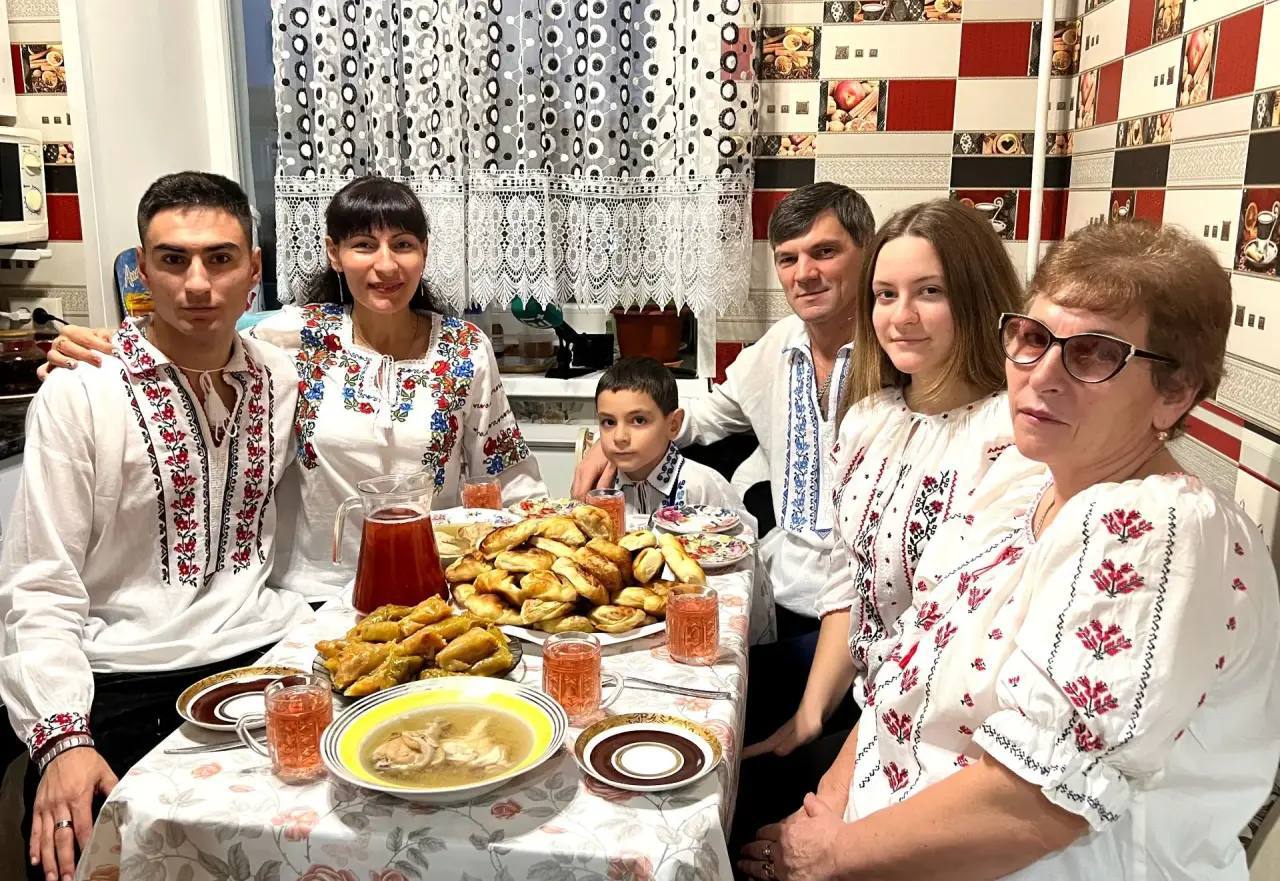 Семья из Молочного, покорившая Москву