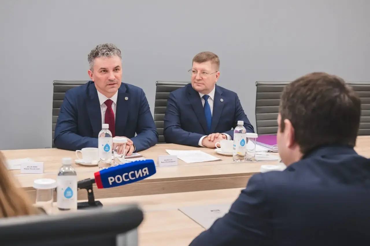 Безопасность финансовой системы – основа экономики любого региона: Андрей Чибис провел рабочую встречу с руководством Северо-Западного ГУ Банка России Безопасность финансовой системы – основа экономики любого региона: Андрей Чибис провел рабочую встречу с руководством Северо-Западного ГУ Банка России