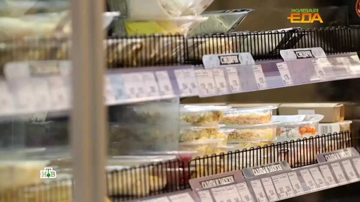 Салат «Цезарь»: безобидная иллюзия диетического питания