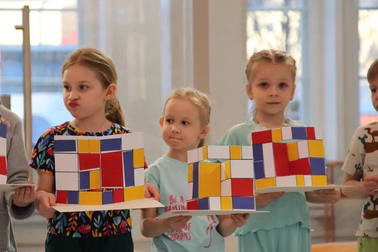 Череда образовательных программ для самых юных архитекторов продолжается Череда образовательных программ для самых юных архитекторов продолжается