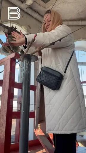 В Пасхальную неделю любой желающий может подняться на колокольню и ударить в колокола