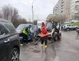 Уборка улиц Мурманска не останавливается даже в дождь