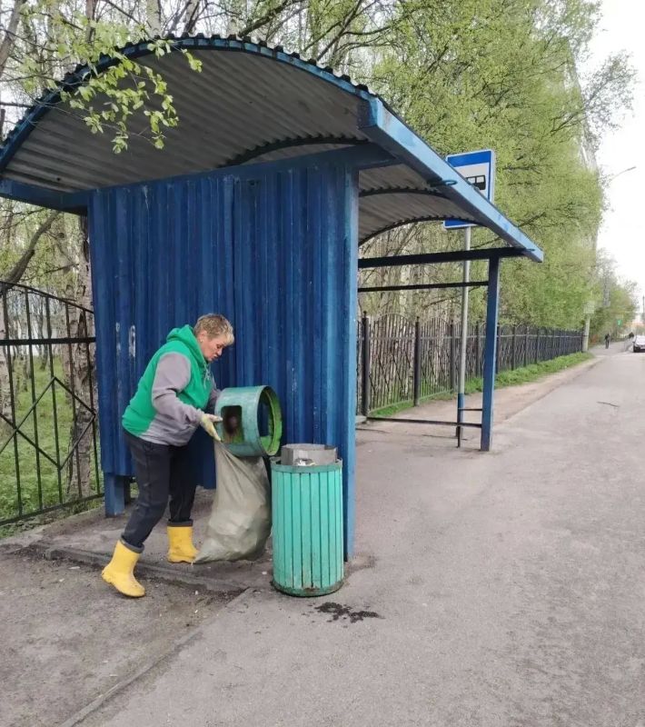 Уборка улиц Мурманска не останавливается в выходные Уборка улиц Мурманска не останавливается в выходные
