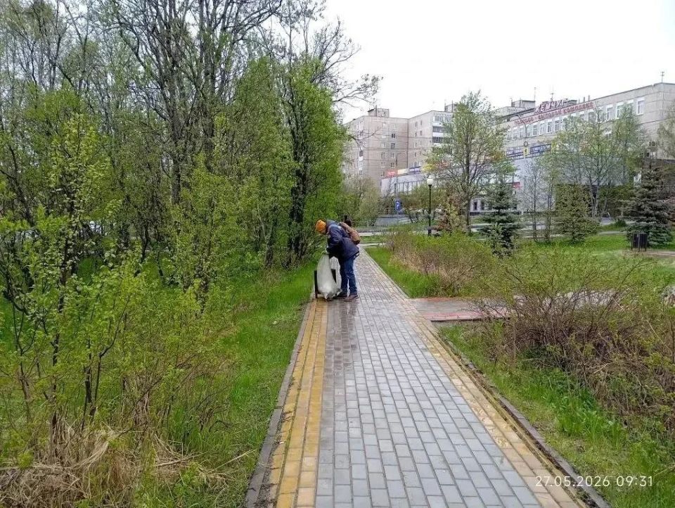 Улицы и общественные пространства Мурманска убирают круглосуточно Улицы и общественные пространства Мурманска убирают круглосуточно
