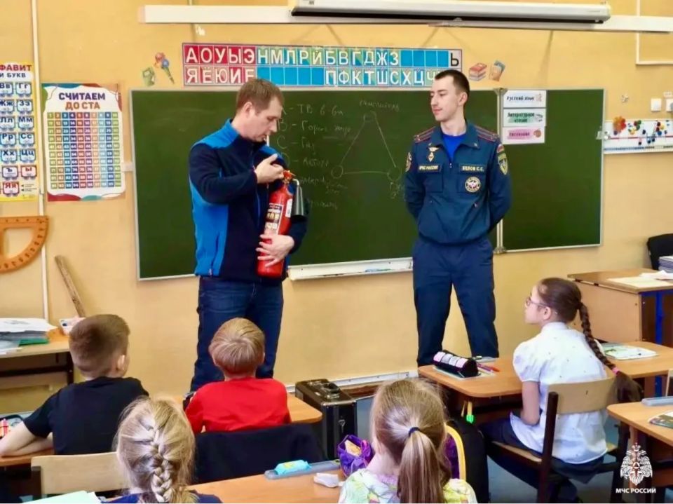 Безопасность - дело общее. С наступлением пожароопасного периода работа по предупреждению возгораний становится приоритетной задачей для экстренного ведомства Безопасность - дело общее. С наступлением пожароопасного периода работа по предупреждению возгораний становится приоритетной задачей для экстренного ведомства