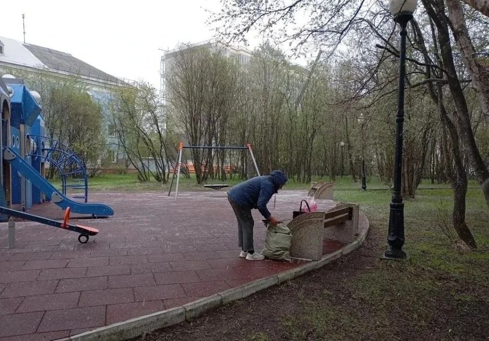 Ни снег, ни ветер не могут помешать работе Ни снег, ни ветер не могут помешать работе