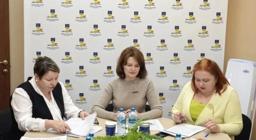 Руководитель Гострудинспекции в Мурманской области Юрий Дмитриев принял участие в заседании межведомственной комиссии по организации отдыха, оздоровления и занятости детей и подростков молодежи города Мурманска