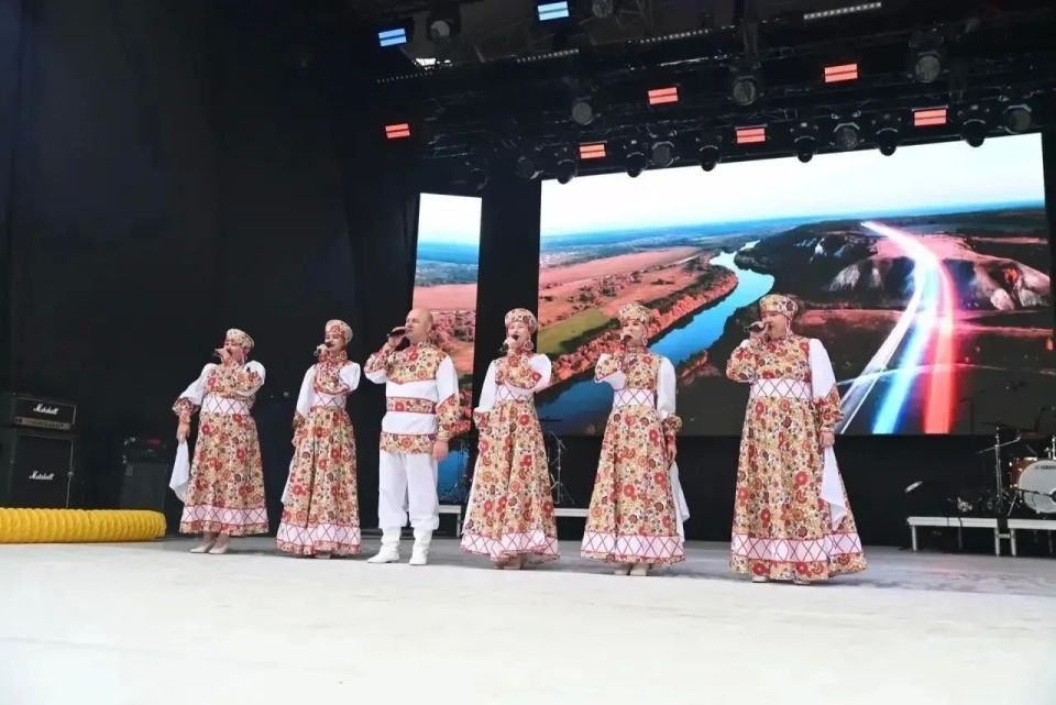 В субботу центр Мурманска стал площадкой празднования Дня Мурманской области В субботу центр Мурманска стал площадкой празднования Дня Мурманской области