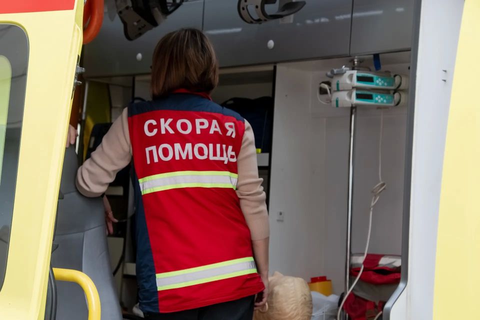 Весной медики скорой помощи помогли более 37 тысячам северян