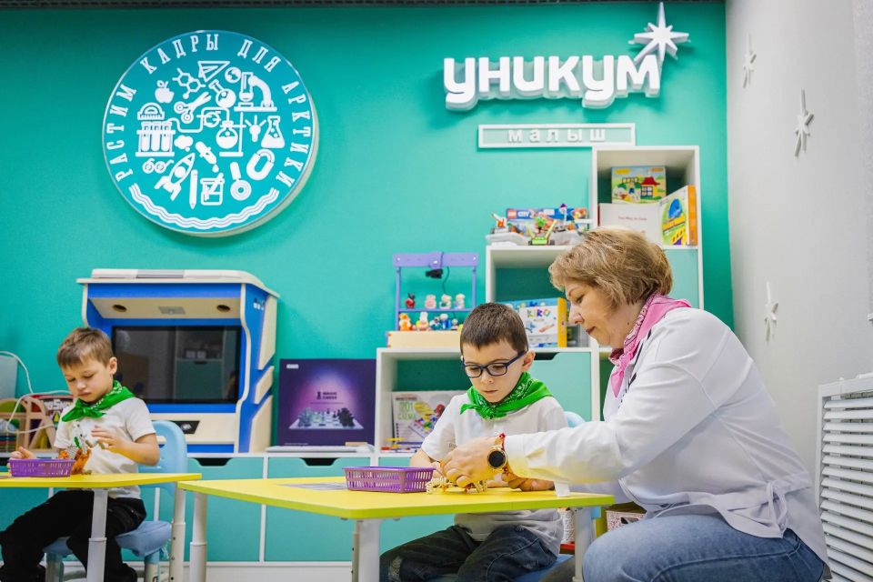 Более 700 образовательных пространств обновят в 2026 году в Мурманской области