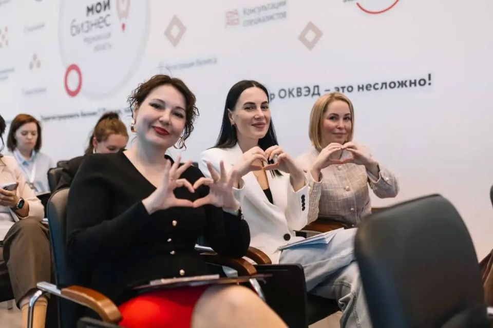 В Мурманской области завершился региональный этап федеральной образовательной программы «Мама-предприниматель» В Мурманской области завершился региональный этап федеральной образовательной программы «Мама-предприниматель»