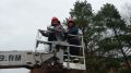 Более 100 светодиодных прожекторов для уличного освещения военных городков Северного флота заменили