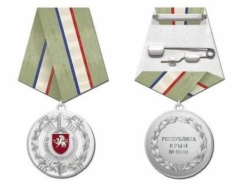 Рифата Сабитова наградили медалью "За защиту Республики Крым" Рифата Сабитова наградили медалью "За защиту Республики Крым"