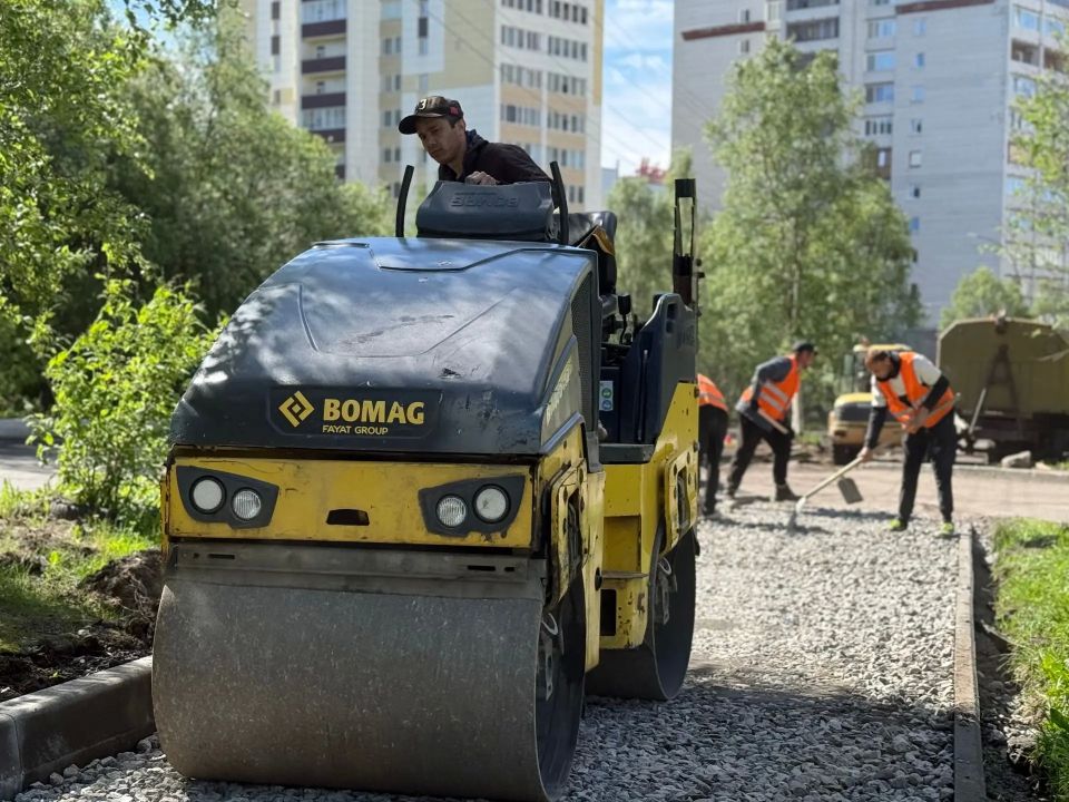 Заместитель губернатора Юлия Полиэктова, представители управления дорожного хозяйства и общественники провели совместный выезд на объекты нацпроекта «Инфраструктура для жизни» Заместитель губернатора Юлия Полиэктова, представители управления дорожного хозяйства и общественники провели совместный выезд на объекты нацпроекта «Инфраструктура для жизни»