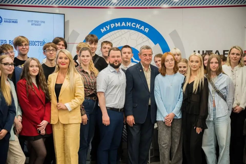 Глава Мурманска подписал соглашение с региональным филиалом Президентской академии Глава Мурманска подписал соглашение с региональным филиалом Президентской академии