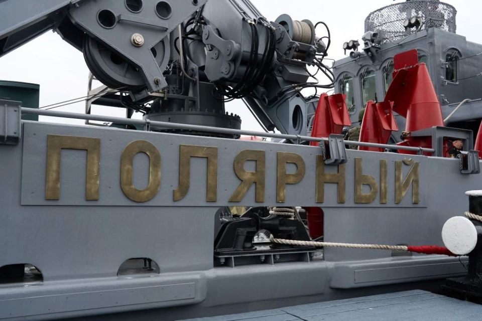 В состав Северного флота принят новейший тральщик «Полярный» В состав Северного флота принят новейший тральщик «Полярный»
