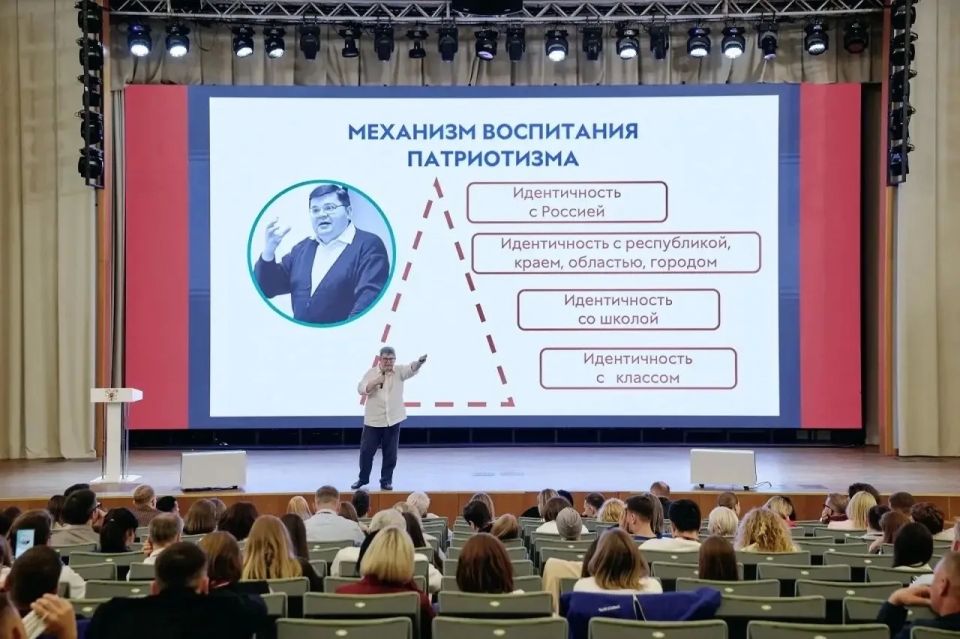Специалист министерства культуры Мурманской области проходит обучение в Школе молодежной политики Специалист министерства культуры Мурманской области проходит обучение в Школе молодежной политики