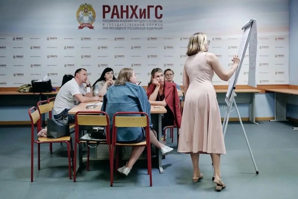 Специалист министерства культуры Мурманской области проходит обучение в Школе молодежной политики Специалист министерства культуры Мурманской области проходит обучение в Школе молодежной политики