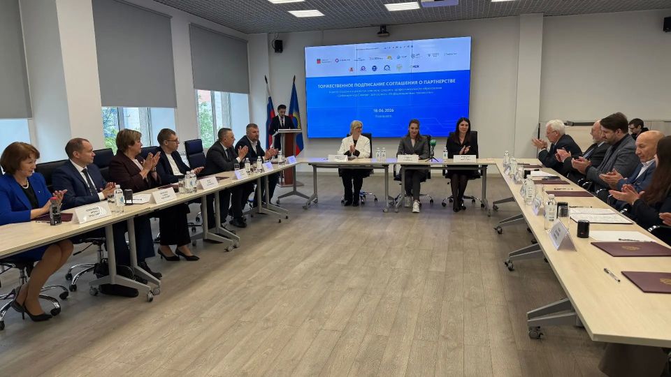 "Профессионалитет": кластер для подготовки ИТ-специалистов создадут в мурманском колледже "Профессионалитет": кластер для подготовки ИТ-специалистов создадут в мурманском колледже