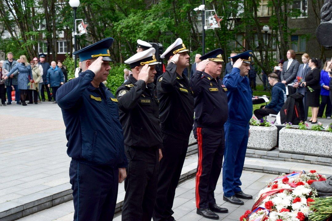 Сегодня, 22 июня, в День памяти и скорби состоялась общенациональная акция «Свеча памяти» Сегодня, 22 июня, в День памяти и скорби состоялась общенациональная акция «Свеча памяти»