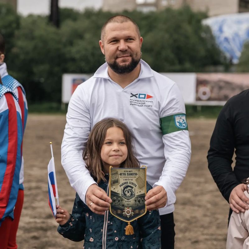 «Рыбник Севера» против «Динамо»: матч спустя десятилетия повторили в Мурманске «Рыбник Севера» против «Динамо»: матч спустя десятилетия повторили в Мурманске