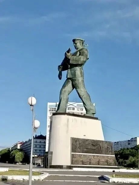 Мурманская область прекрасна в любое время года, но летом приобретает особое очарование Мурманская область прекрасна в любое время года, но летом приобретает особое очарование