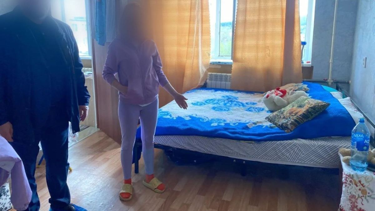 Истязавшую маленькую дочь горе-мать из Североморска приговорили к колонии