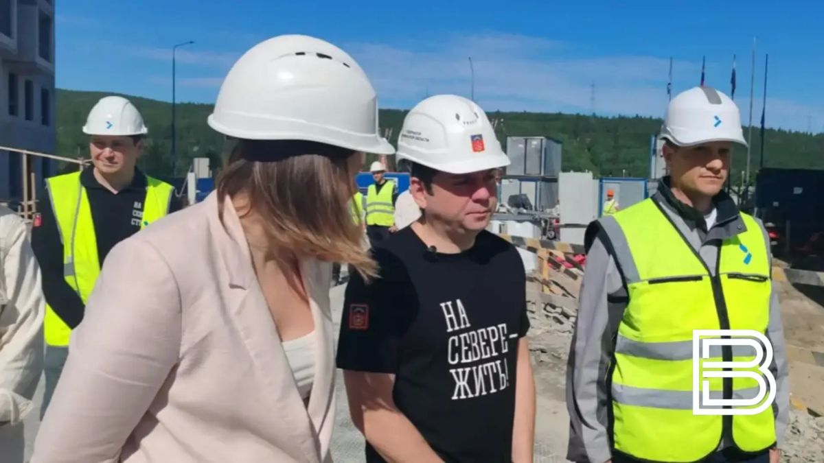 Андрей Чибис проверяет мурманские стройки