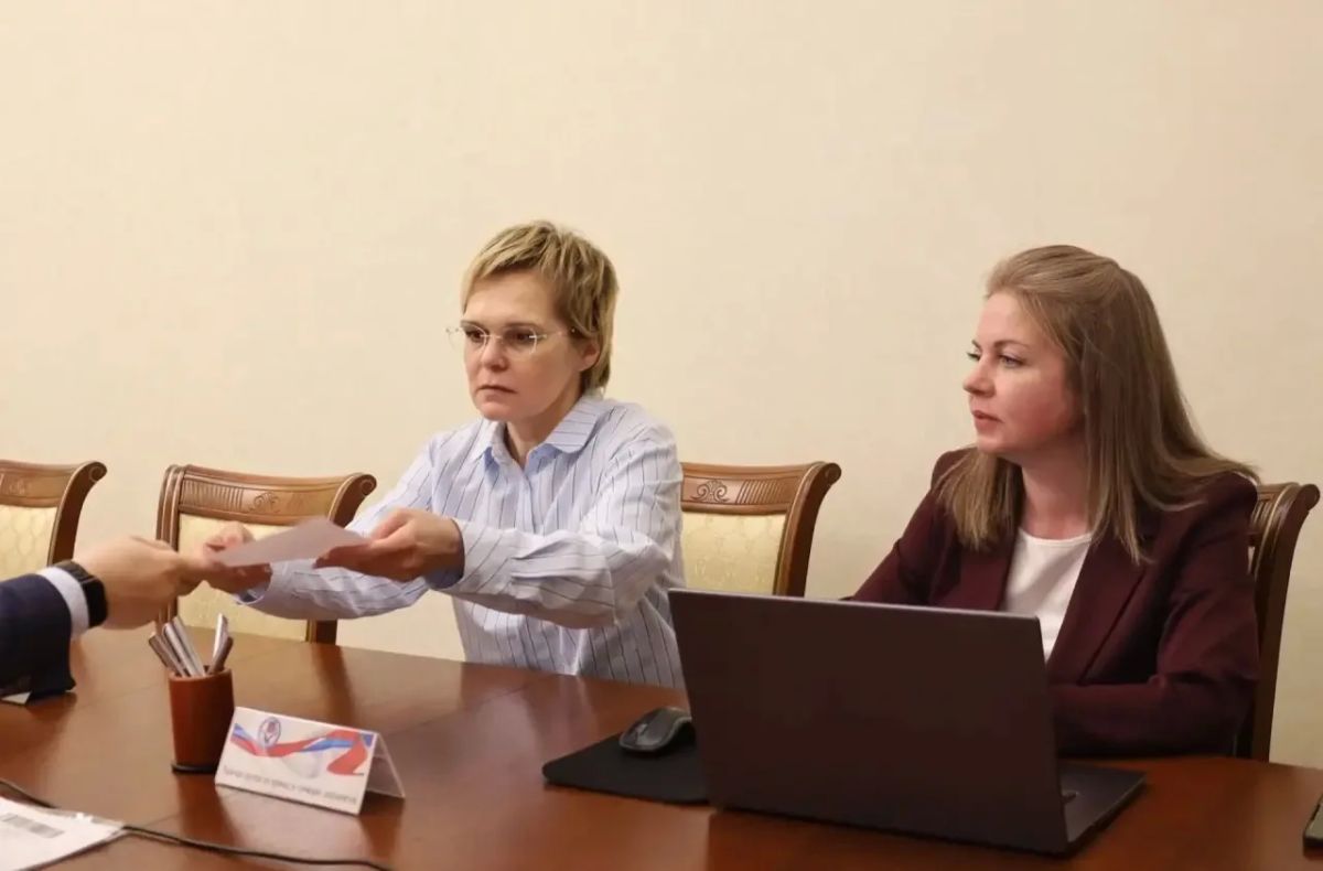 13 июля 2026 года кандидат в депутаты Государственной Думы Федерального Собрания Российской Федерации девятого созыва Гонтарь Станислав Всеволодович представил в Избирательную комиссию Мурманской области документы для... 13 июля 2026 года кандидат в депутаты Государственной Думы Федерального Собрания Российской Федерации девятого созыва Гонтарь Станислав Всеволодович представил в Избирательную комиссию Мурманской области документы для...