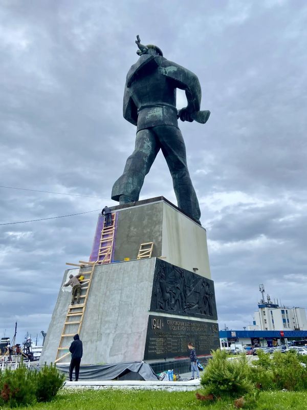Североморск готовится ко Дню Военно-Морского Флота России! Североморск готовится ко Дню Военно-Морского Флота России!