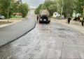 8,5 тысяч квадратных метров: на улице Гагарина в Мурманске укладывают новый асфальт