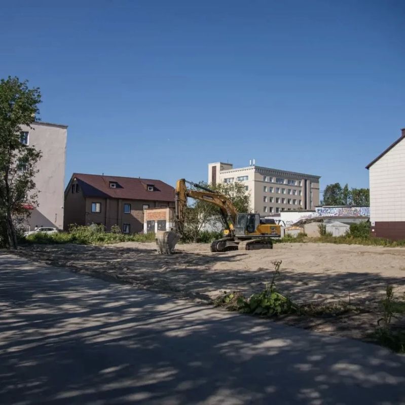 БЫЛО - ветхий, опасный дом 52 на ул. Полярные Зори, который портил облик округа БЫЛО - ветхий, опасный дом 52 на ул. Полярные Зори, который портил облик округа