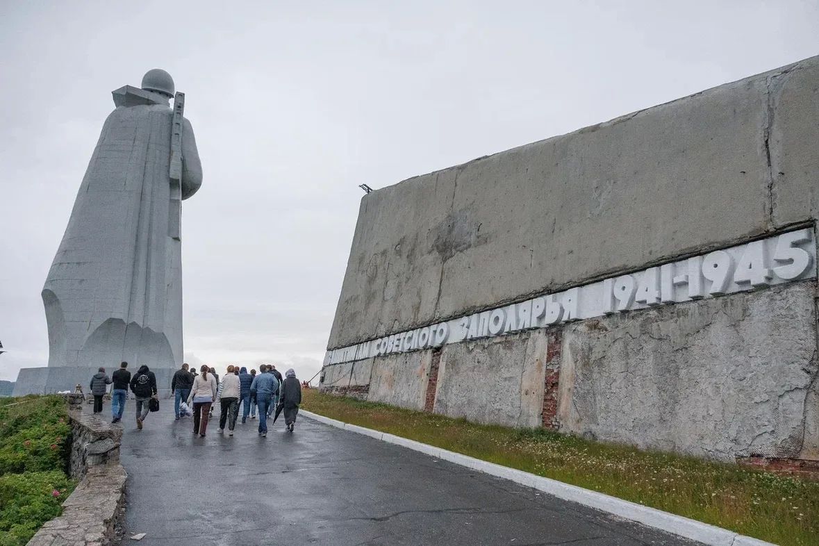 Андрей Чибис: Алеша — символ Мурманска, олицетворяющий мужество и стойкость защитников Заполярья Андрей Чибис: Алеша — символ Мурманска, олицетворяющий мужество и стойкость защитников Заполярья