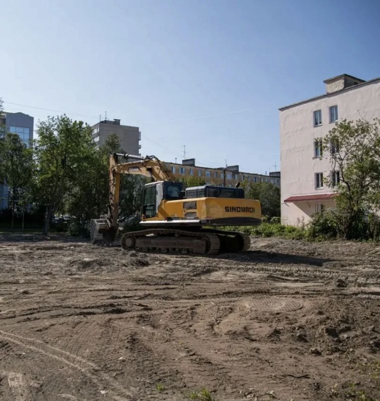 БЫЛО - ветхий, опасный дом 52 на ул. Полярные Зори, который портил облик округа БЫЛО - ветхий, опасный дом 52 на ул. Полярные Зори, который портил облик округа