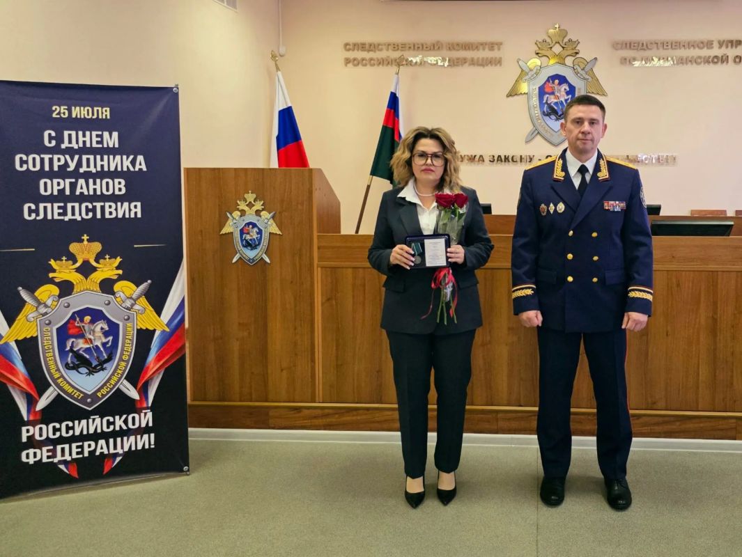 В региональном следственном управлении СК России состоялось торжественное мероприятие в преддверии праздничной даты В региональном следственном управлении СК России состоялось торжественное мероприятие в преддверии праздничной даты