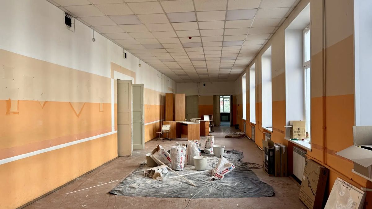 Подготовка к новому учебному году в столице региона – это десятки масштабных ремонтов и обновлений Подготовка к новому учебному году в столице региона – это десятки масштабных ремонтов и обновлений