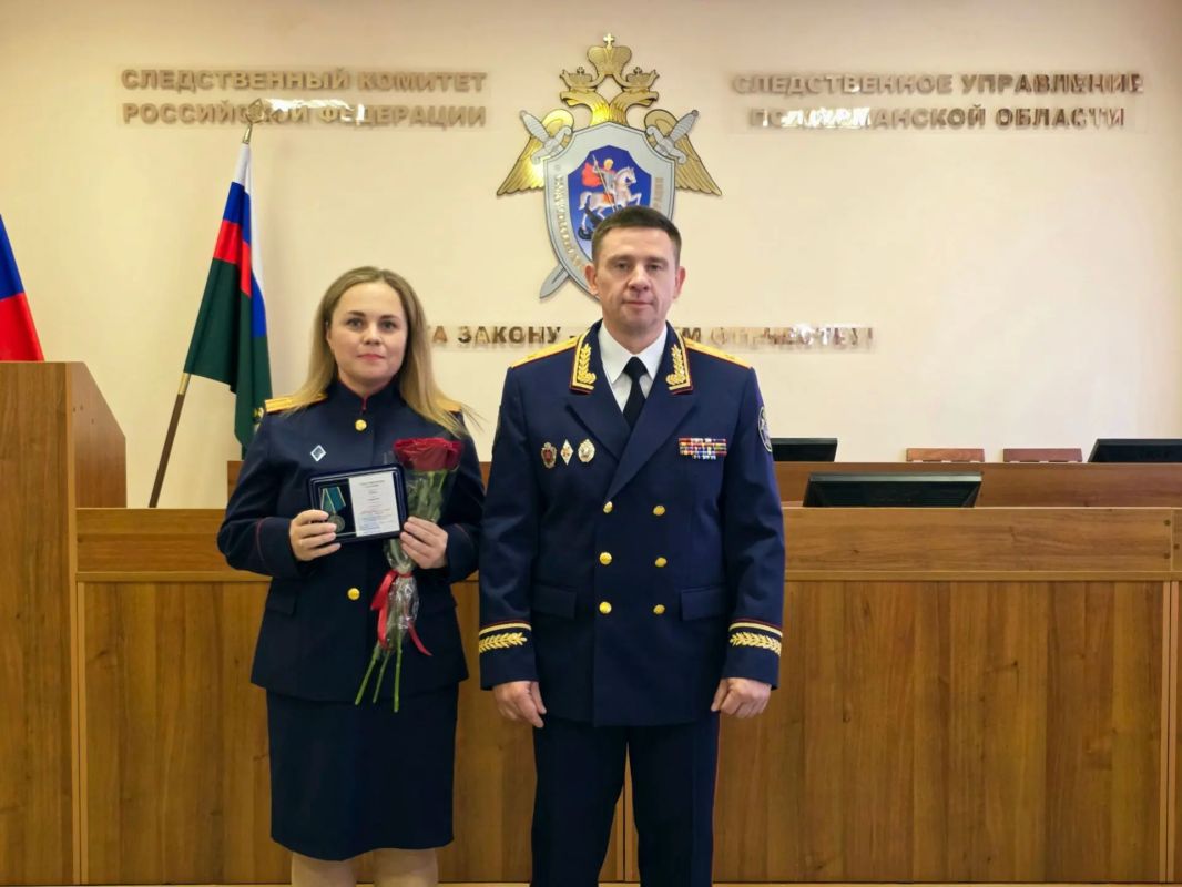 В региональном следственном управлении СК России состоялось торжественное мероприятие в преддверии праздничной даты В региональном следственном управлении СК России состоялось торжественное мероприятие в преддверии праздничной даты