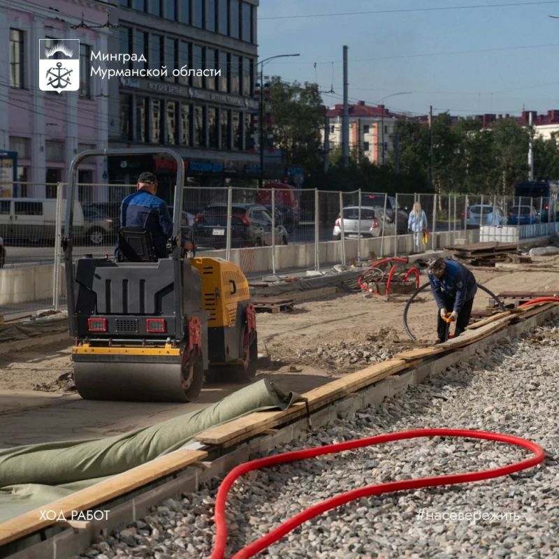 Работы по благоустройству и капитальному ремонту общественного пространства на пр. Ленина - ул. Профсоюзов продолжаются в соответствии с утвержденным графиком Работы по благоустройству и капитальному ремонту общественного пространства на пр. Ленина - ул. Профсоюзов продолжаются в соответствии с утвержденным графиком