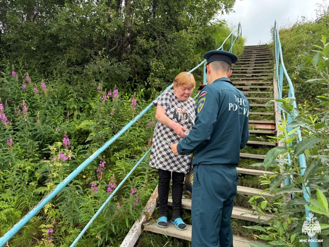 Лето без пожаров. С наступлением летнего пожароопасного периода сотрудники подразделений надзорной деятельности и профилактической работы #МЧСМурманск переходят на усиленный режим Лето без пожаров. С наступлением летнего пожароопасного периода сотрудники подразделений надзорной деятельности и профилактической работы #МЧСМурманск переходят на усиленный режим