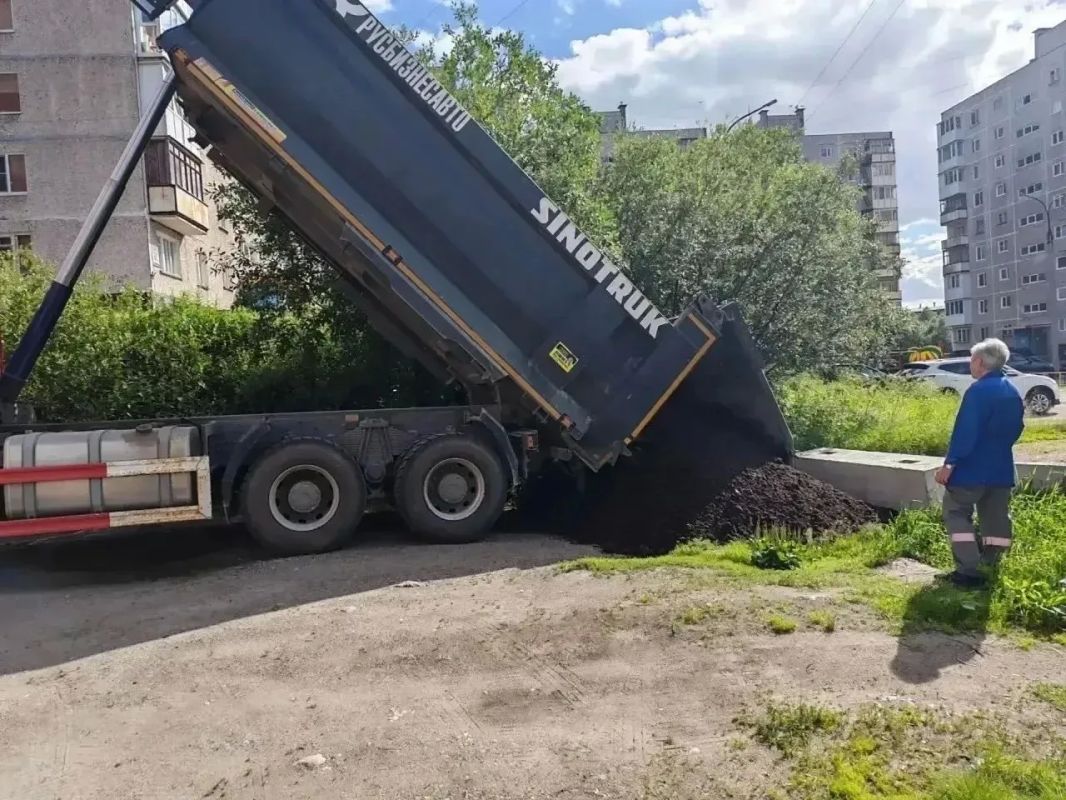 Ассоциация «Совет муниципальных образований Мурманской области» проинформировала о результатах проведения заседания конкурсной Комиссии по пятому конкурсному отбору общественных проектов «Инициативы двора» Ассоциация «Совет муниципальных образований Мурманской области» проинформировала о результатах проведения заседания конкурсной Комиссии по пятому конкурсному отбору общественных проектов «Инициативы двора»