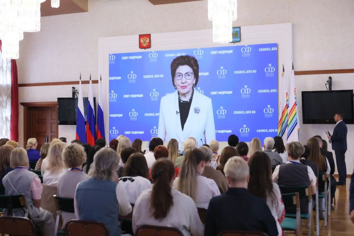 Сотрудница #МЧСМурманск завершила обучение на федеральной программе «Женщина-лидер» Сотрудница #МЧСМурманск завершила обучение на федеральной программе «Женщина-лидер»