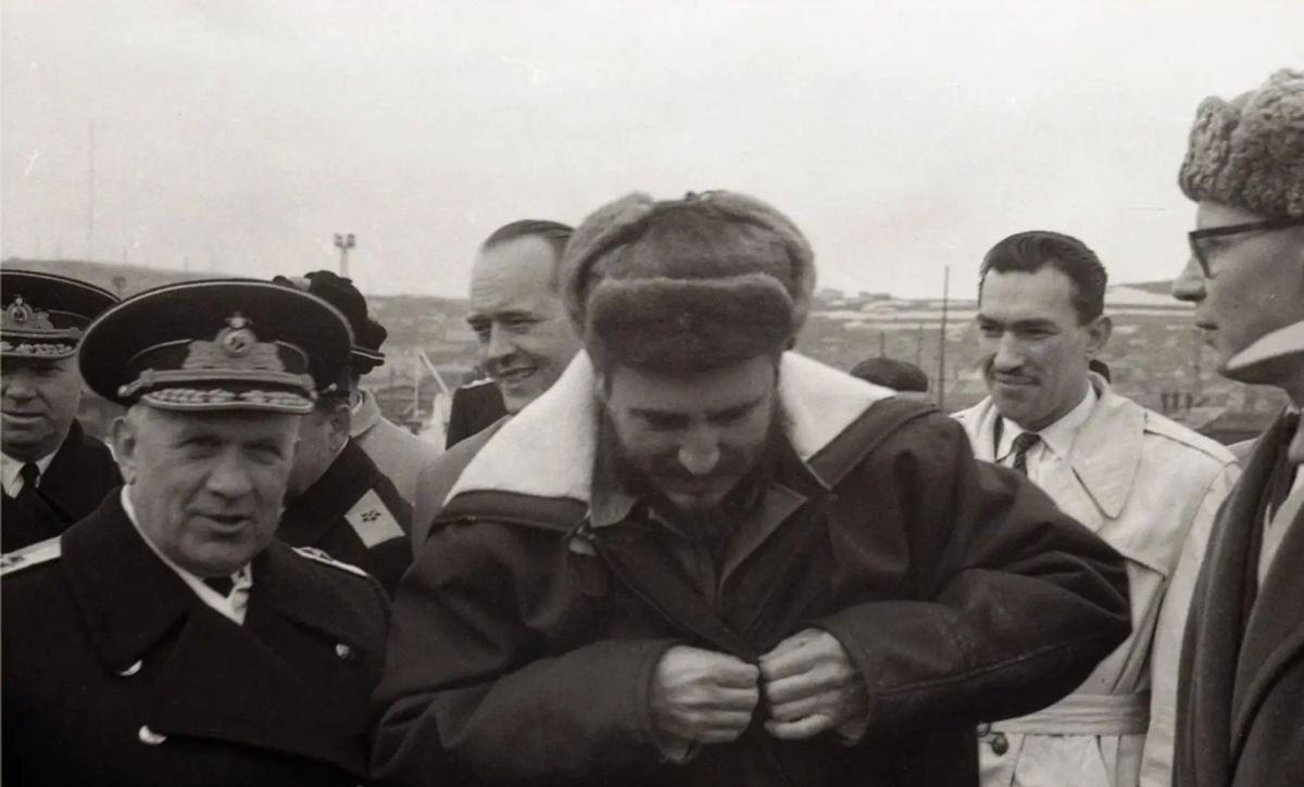 Тропический революционер среди льдов: вспоминаем легендарный визит Фиделя Кастро в Мурманск Тропический революционер среди льдов: вспоминаем легендарный визит Фиделя Кастро в Мурманск