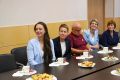 Сегодня заместитель главы города Мурманска Елена Ширшова вручила награды 26 представителям спортивной сферы города-героя
